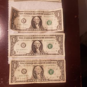 Star notes One dollar